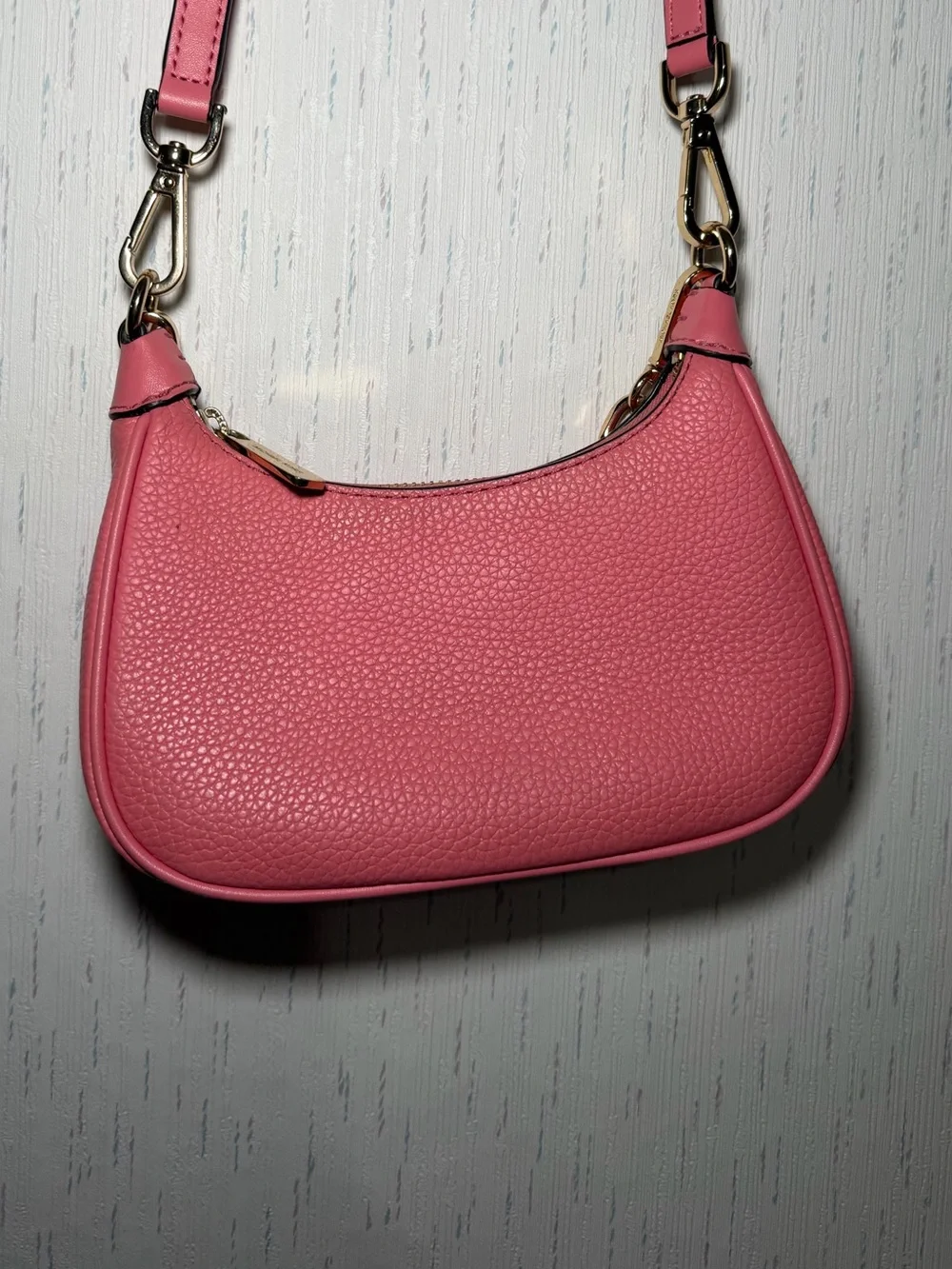 Michael Kors Pink Pebble Leather Shoulder Bag with Gold Chain Strap